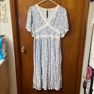 In Loom blue daisy midi / maxi flutter sleeve dress